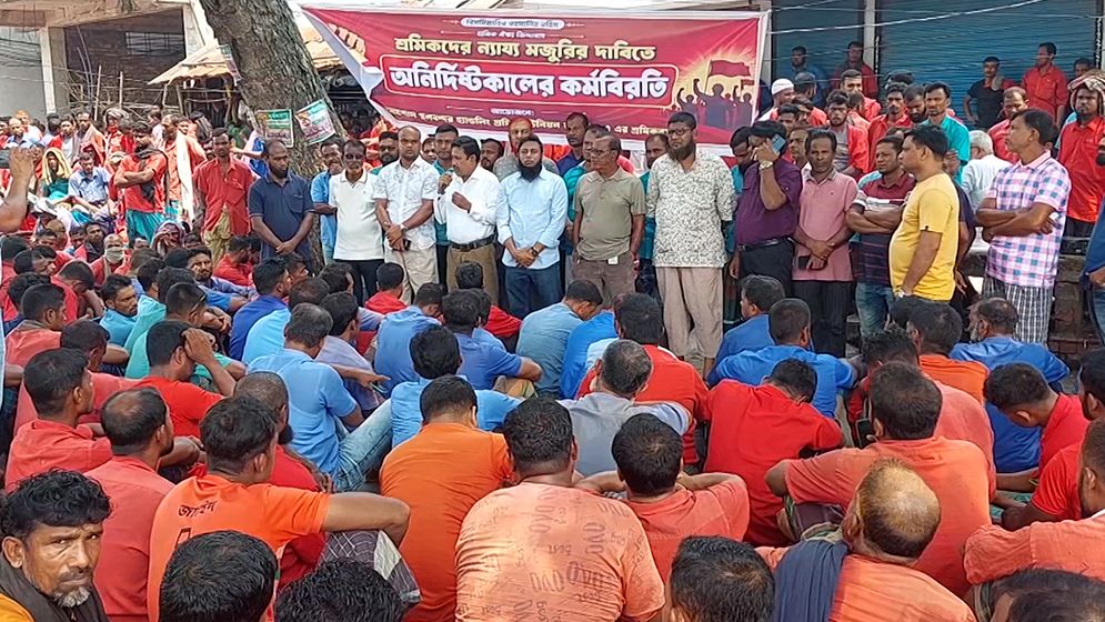বেনাপোল বন্দরে ৩ ঘণ্টা পর শ্রমিকদের কর্মবিরতি প্রত্যাহার