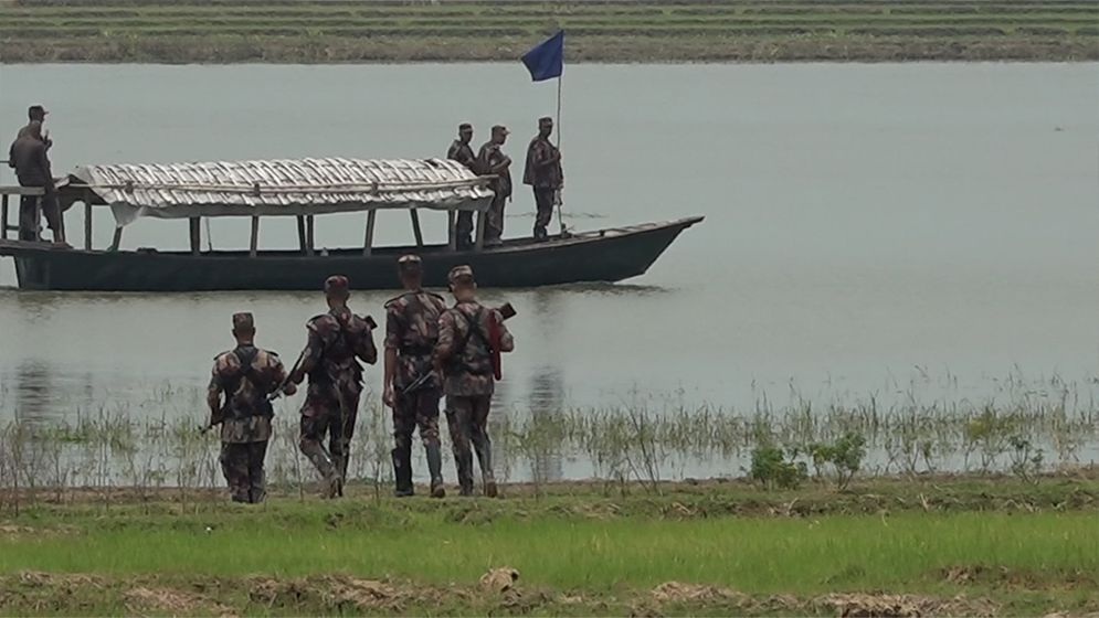 বিএসএফকে পুশ ইনে সহায়তার অভিযোগে বিজিবির হাতে আটক ৭ বাংলাদেশি
