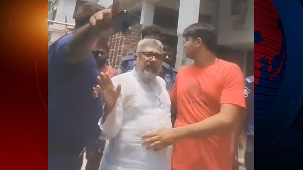 ঝিনাইদহে আ. লীগ নেতাকে পুলিশের কাছ থেকে ছিনিয়ে নেওয়ার ঘটনায় মামলা, আটক ৮