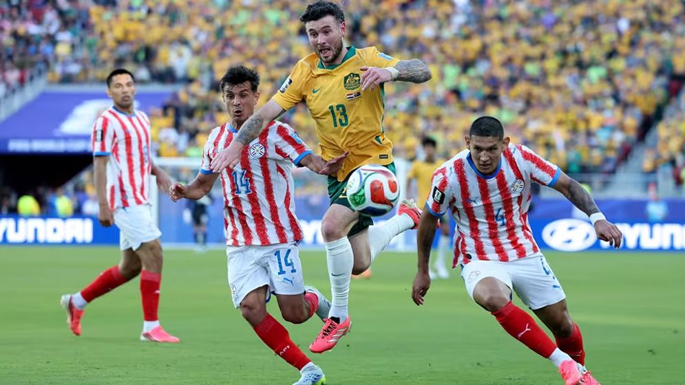 গোলশূন্য ড্রয়ে নকআউটে অস্ট্রেলিয়া, আশা টিকিয়ে রাখলো প্যারাগুয়ে