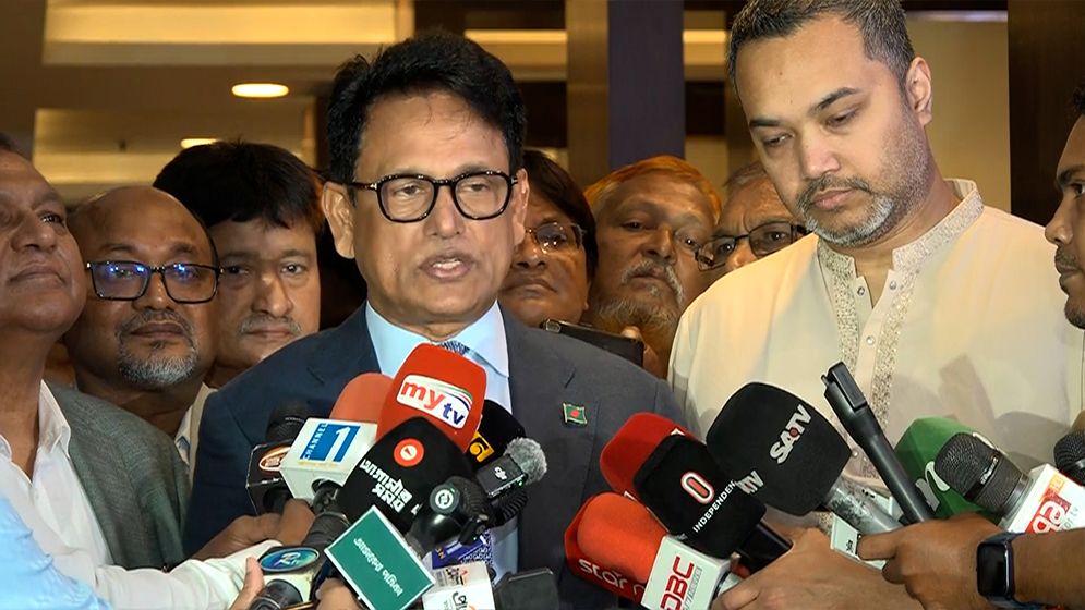 শিক্ষকদের স্থানীয় সরকার নির্বাচনে অংশ না নিতে আইন করার অনুরোধ শিক্ষামন্ত্রীর