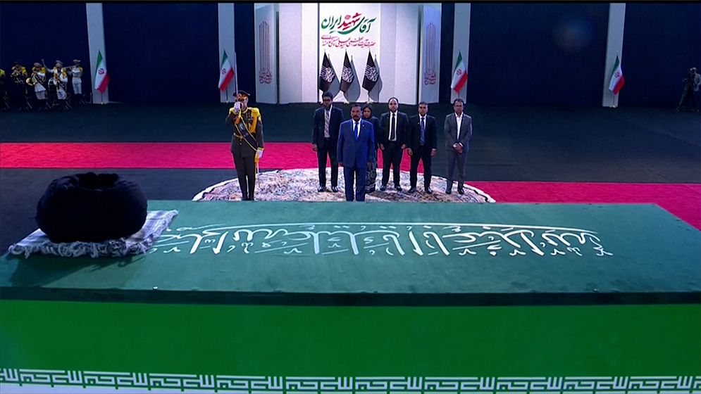খামেনিকে শেষ শ্রদ্ধা জানিয়েছেন স্পিকার হাফিজ উদ্দিন