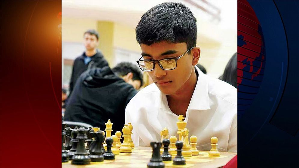 হাঙ্গেরির গ্র্যান্ডমাস্টার দাবায় চ্যাম্পিয়ন মনন রেজা নীড়