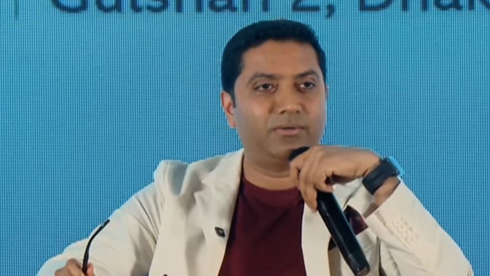 প্রযুক্তিকে ভয় নয়, ইতিবাচকভাবে কাজে লাগাতে হবে: ববি হাজ্জাজ