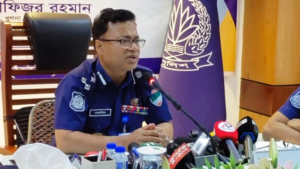 মাদকের সম্পৃক্ততা পেলে কোনো পুলিশ সদস্যকেও ছাড় নয়