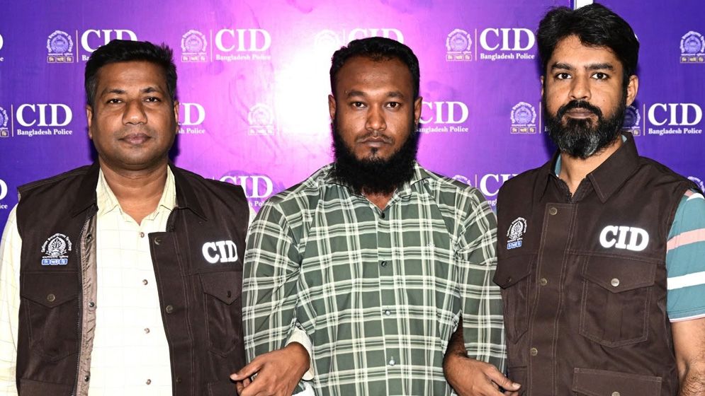 কম্বোডিয়ায় চাকরির প্রলোভনে নারী পাচার, মূলহোতা গ্রেফতার