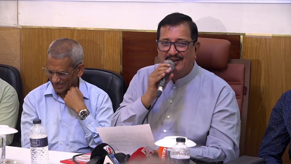 চীনের সাথে বিএনপির বন্ধুত্বপূর্ণ সম্পর্ক রয়েছে: ভূমিমন্ত্রী