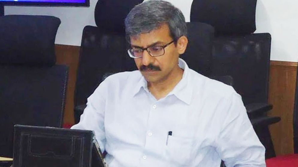ভারতের কেন্দ্রীয় শিক্ষা সচিবকে সরিয়ে দিলো মোদি সরকার