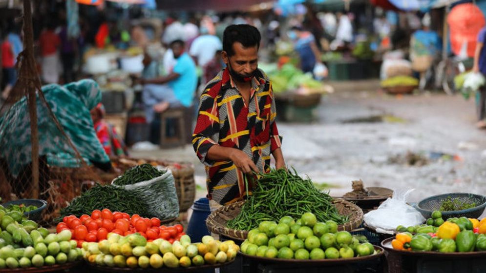 বৃষ্টির প্রভাব: বেড়েছে সবজি-মাছের দাম