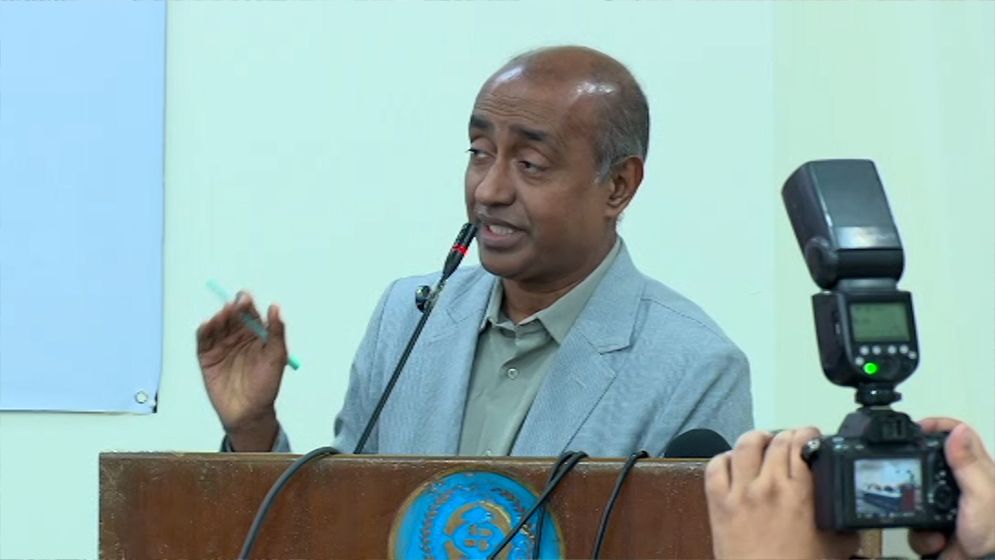সদ্যবিদায়ী রাষ্ট্রপতির বিরুদ্ধের মামলা যাচাই বাছাই করে দেখা হবে