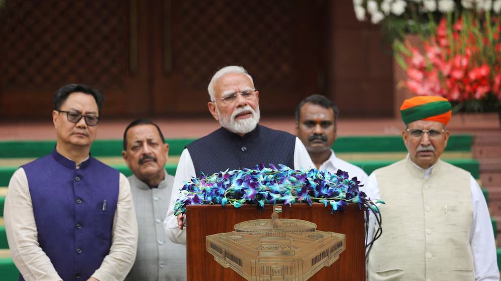 গুরুত্বপূর্ণ তিন রাজ্য নির্বাচনের আগে মোদির ভাবমূর্তিতে চিড় ধরাচ্ছে জেন–জি প্রজন্ম