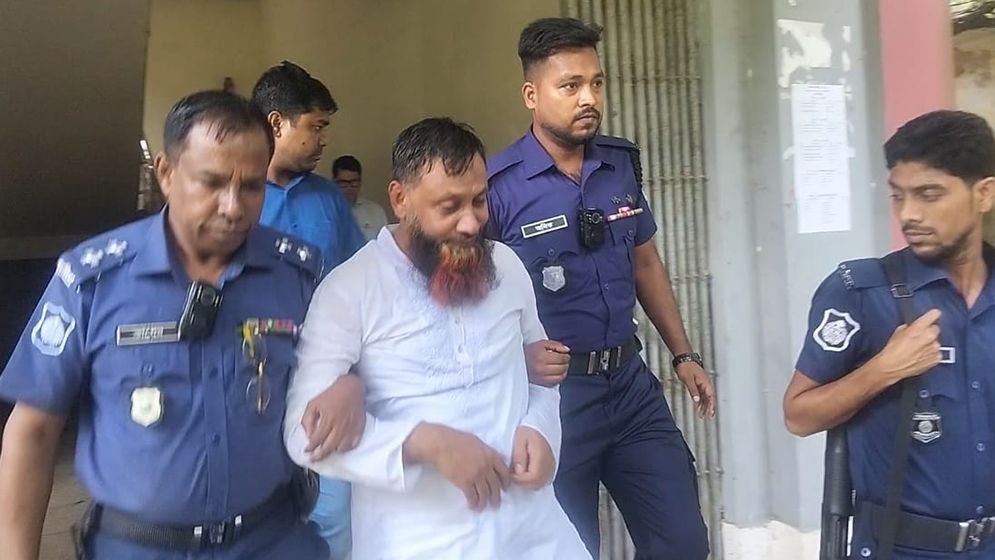 কসবায় নকলে সহযোগিতা, মাদরাসা শিক্ষককে ১ বছরের কারাদণ্ড