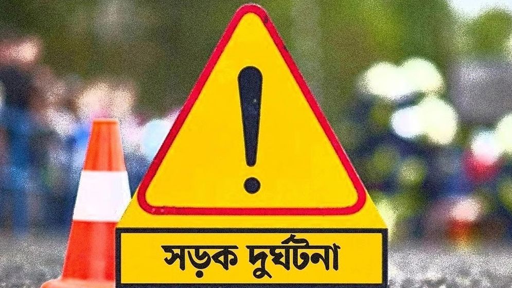 খুলনা-মোংলা মহাসড়কে সড়ক দুর্ঘটনায় মাদ্রাসা শিক্ষকের মৃত্যু