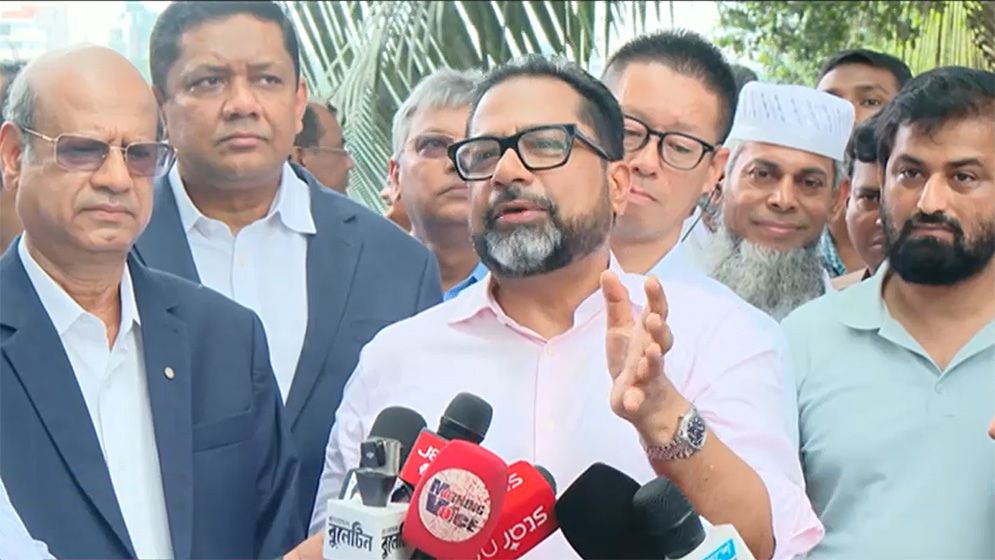 লেক পুনরুদ্ধার ও সৌন্দর্য ফিরিয়ে আনায় সর্বোচ্চ গুরুত্ব দিচ্ছে সরকার: গৃহায়ন প্রতিমন্ত্রী