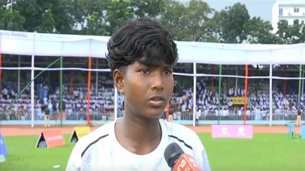 নতুন কুঁড়ি ফুটবলজয়ীর মা নিখোঁজ, সন্ধান চেয়েছেন কিসকু