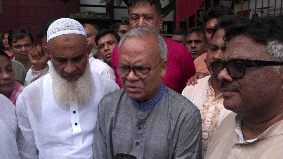 দেশের সুগার মিলগুলোকে লাভজনক করার চিন্তা করছে সরকার: রিজভী