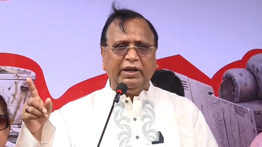 সিটি করপোরেশনে দায়িত্ব পালনে ব্যর্থ হলে স্বেচ্ছায় অথবা বাধ্যতামূলক অবসরে পাঠানো হবে