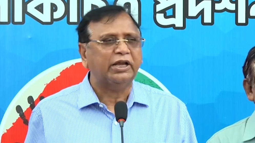 গণতন্ত্র টিকে থাকলে দেশ এগোবে, স্বৈরাচারের পুনরাবৃত্তি হলে ফের পিছিয়ে পড়বে