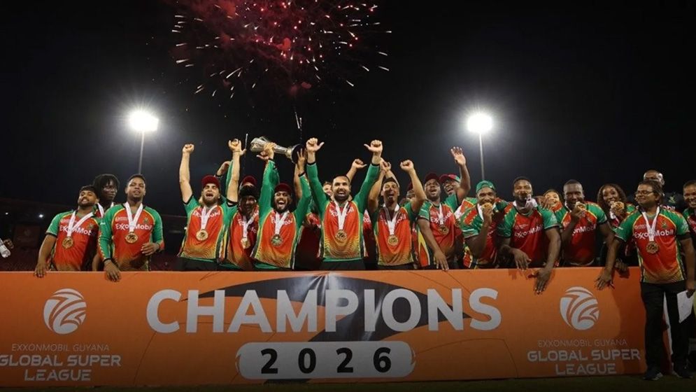 ৮৬ রানের লক্ষ্য দিয়েও চ্যাম্পিয়ন, টি-টোয়েন্টিতে ইতিহাস