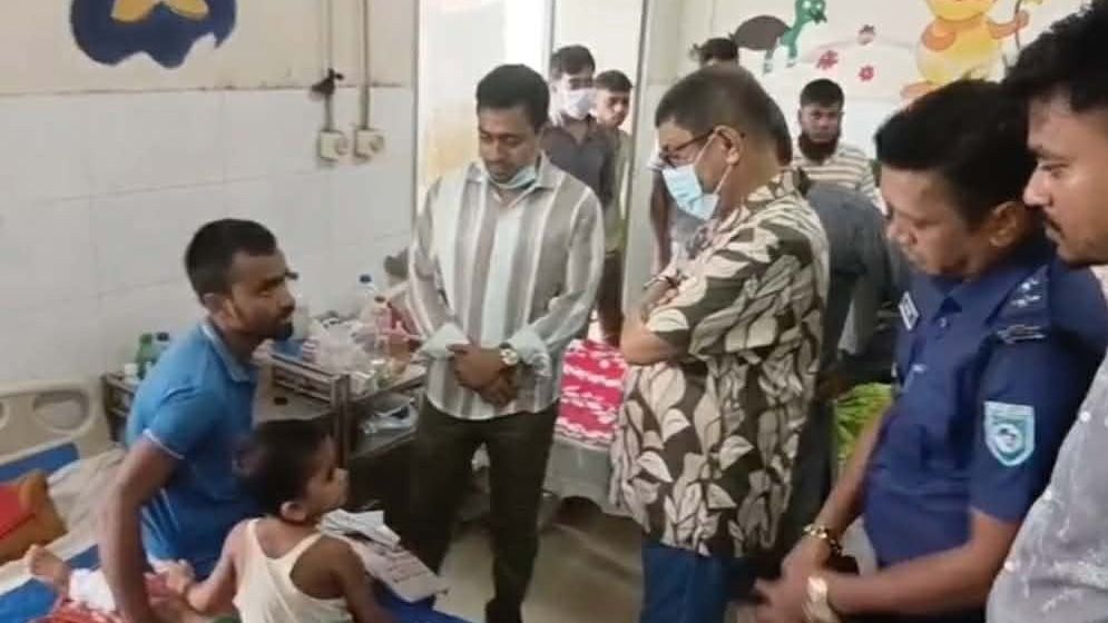 গাইবান্ধার গোবিন্দগঞ্জ উপজেলা স্বাস্থ্য কমপ্লেক্সের দুই কর্মী সাময়িক বরখাস্ত