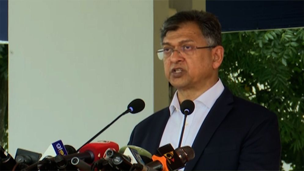 সরকার বিশ্বাস করে, পুলিশ কোনো বিশেষ দল বা গোষ্ঠীর লাঠিয়াল বাহিনী নয়: স্বরাষ্ট্রমন্ত্রী