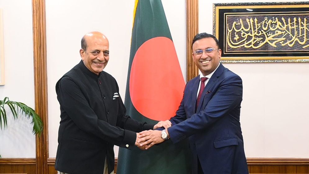 প্রধানমন্ত্রীর পররাষ্ট্রবিষয়ক উপদেষ্টার সঙ্গে ভারতের হাইকমিশনারের সাক্ষাৎ