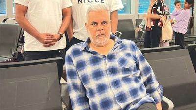 চিকিৎসা নিয়ে দেশে ফিরেছেন ইলিয়াস কাঞ্চন