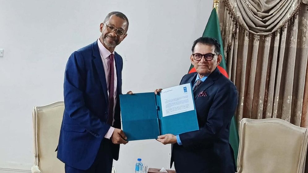 পররাষ্ট্রমন্ত্রীর কাছে নতুন ইউএনডিপি আবাসিক প্রতিনিধির পরিচয়পত্র পেশ