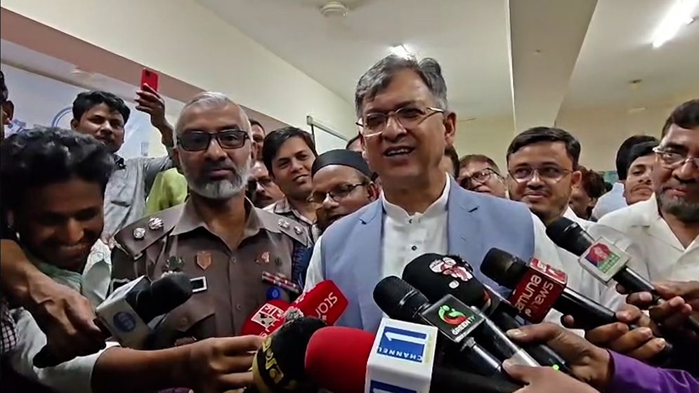 গণহত্যা ও মানবতাবিরোধী অপরাধে জড়িতদের রাজনীতি মানুষ গ্রহণ করবে না: স্বরাষ্ট্রমন্ত্রী