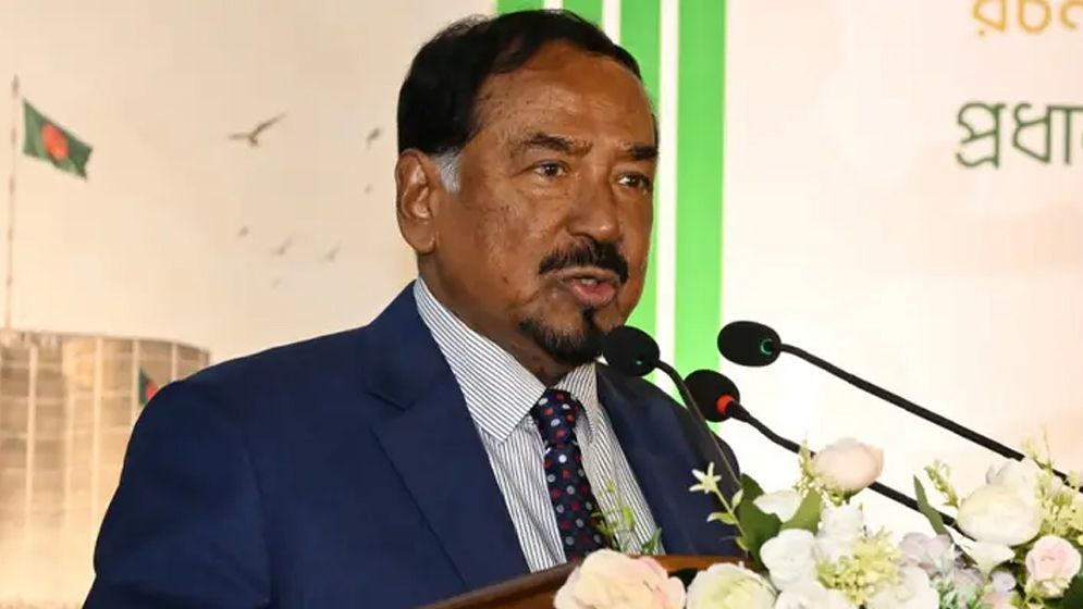 গণতান্ত্রিক ব্যবস্থা ব্যাহত করা যাবে না: অস্থায়ী রাষ্ট্রপতি