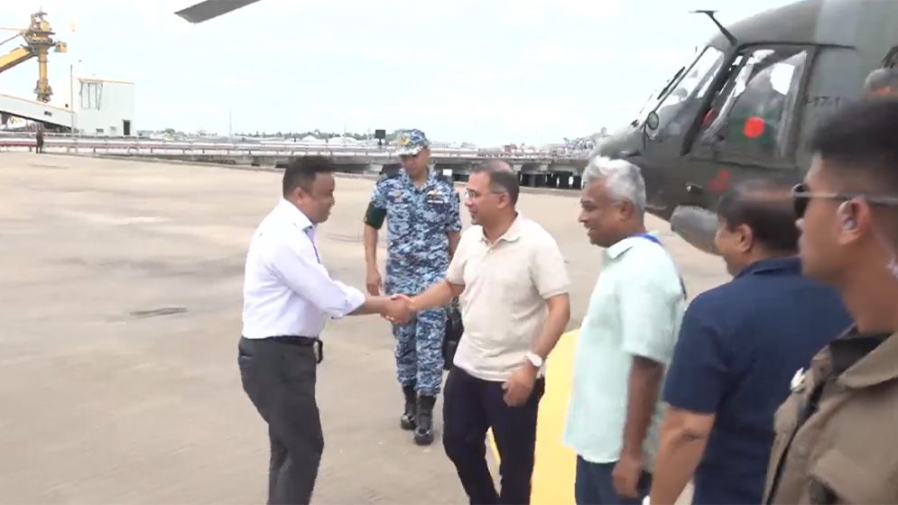 কক্সবাজারের মাতারবাড়ী পৌঁছালেন প্রধানমন্ত্রী