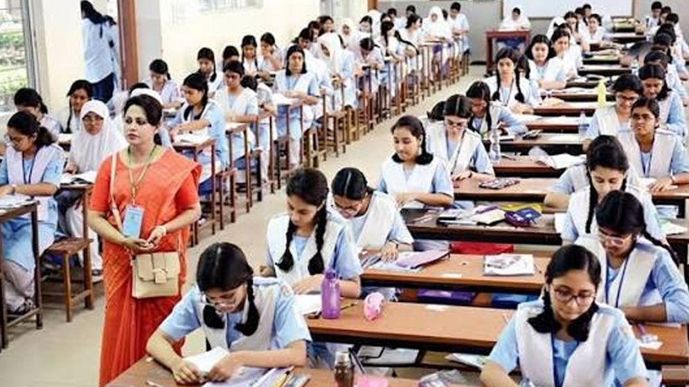 এসএসসিতে পাসের হার ও জিপিএ–৫ কমেছে