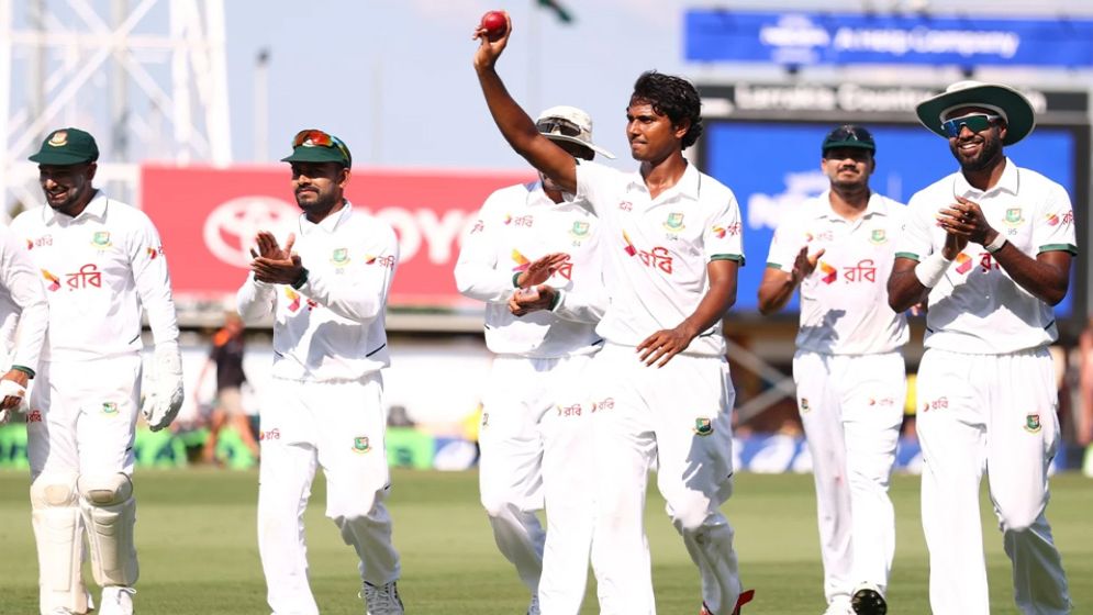 ডারউইন টেস্টের প্রথম দিন বাংলাদেশের