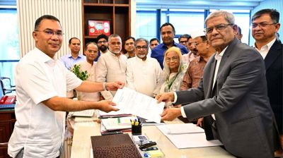 বিএনপির মহাসচিব ও স্থায়ী কমিটির পদ ছাড়লেন মির্জা ফখরুল