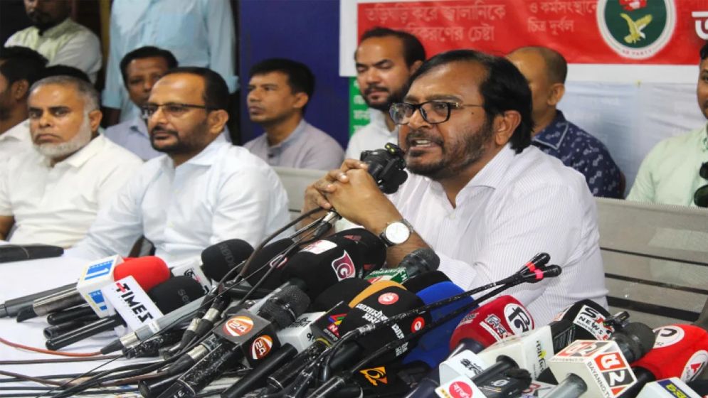 ‎বিদ্যুৎ-গ্যাসের মাফিয়া চক্রদের ফিরিয়ে আনার চেষ্টা চলছে: মঞ্জু