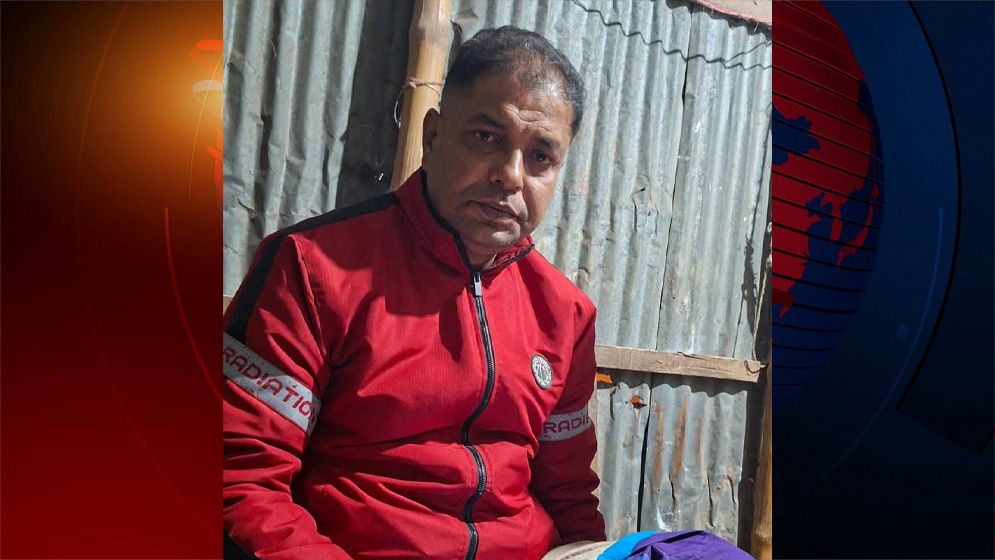 কলকাতায় অগ্নিকাণ্ডে সাতক্ষীরার সাজু ও রেবাতি সরকার নিহত