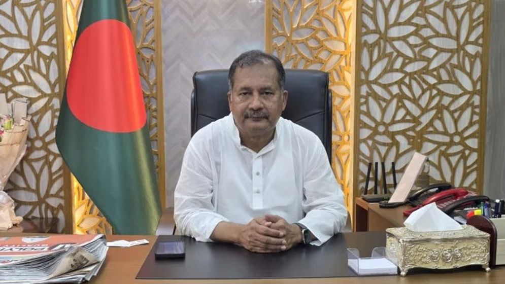 মন্ত্রিত্ব ছাড়ার পর প্রধানমন্ত্রীর রাজনৈতিক উপদেষ্টা হলেন জহির উদ্দিন স্বপন