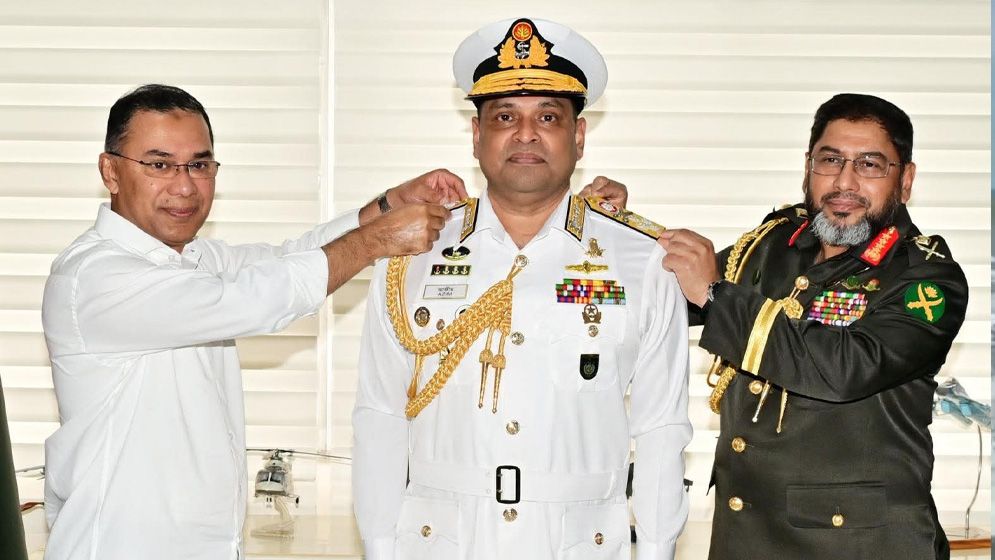 অ্যাডমিরাল পদে পদোন্নতি পেলেন নৌবাহিনী প্রধান