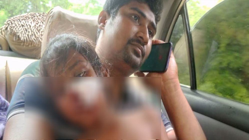 খুলনায় শ্রেণিকক্ষে ফ্যান ছিঁড়ে প্রথম শ্রেণির শিক্ষার্থী গুরুতর আহত