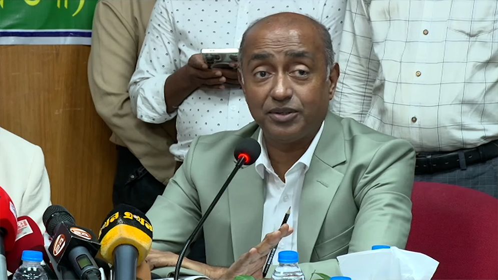 বিদেশি নাগরিকত্ব প্রত্যাহার করেই মন্ত্রিসভায় হুমায়ুন কবির— আইনমন্ত্রীর দাবি