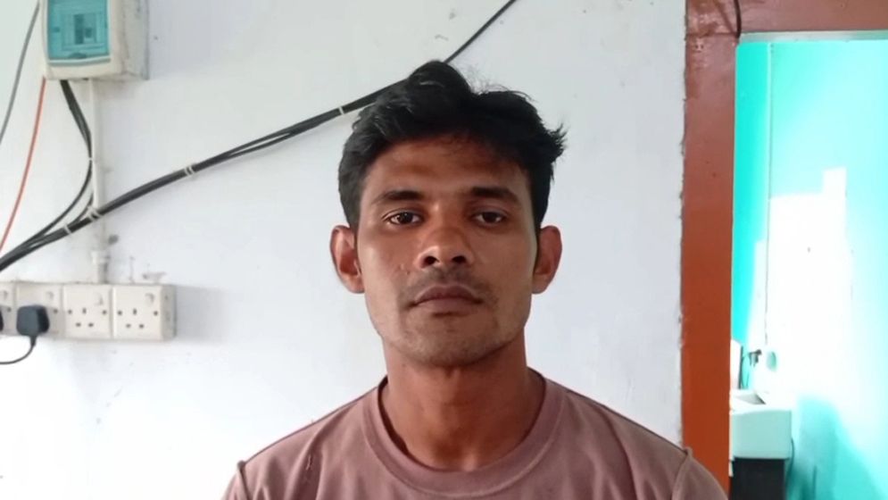 মেহেরপুরে প্রাক্তন স্ত্রীর হাত কুপিয়ে বিচ্ছিন্ন, অভিযুক্ত গ্রেফতার