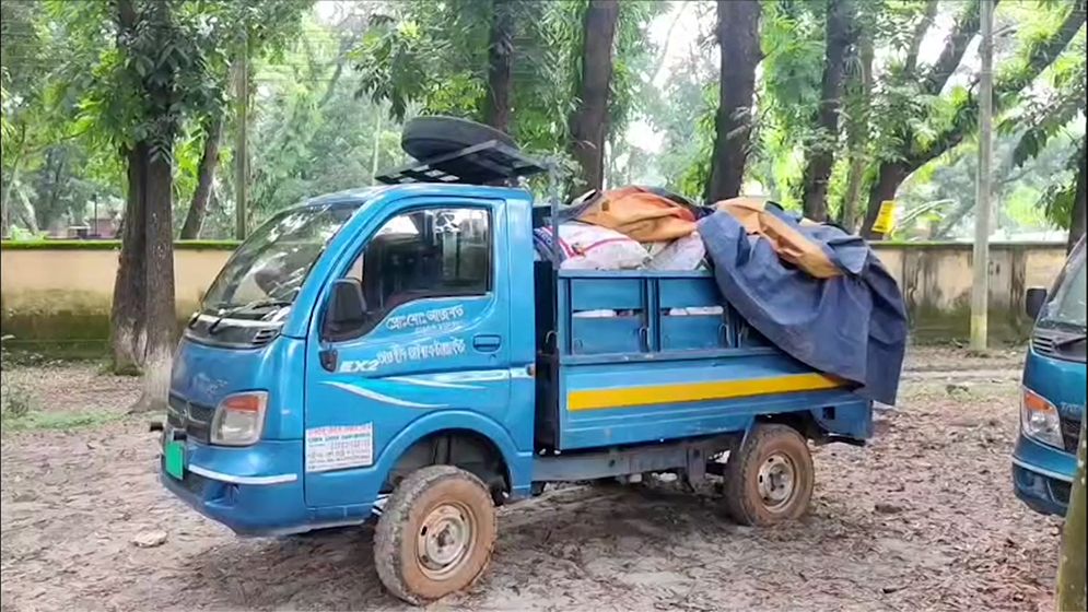 টাঙ্গাইলে পিকআপ ভর্তি মেয়াদোত্তীর্ণ সরকারি ওষুধ জব্দ