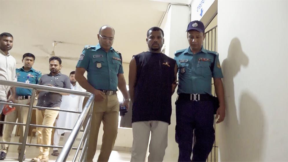 টঙ্গীতে ১ কেজি হেরোইন ও ২৫০০ পিস ইয়াবাসহ আটক ১