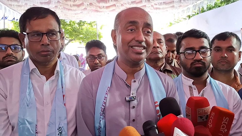 সব কিছু বিবেচনা করে মক্কা চুক্তির বিষয়ে সিদ্ধান্ত নেবে সরকার: আইনমন্ত্রী