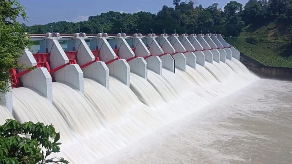 কাপ্তাই হ্রদের পানি বাড়ছে, খুলে দেওয়া হলো বাঁধের ১৬টি জলকপাট
