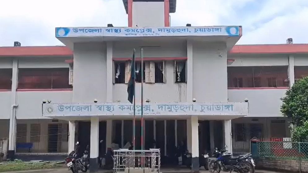 চুয়াডাঙ্গায় পৃথক স্থানে বিদ্যুৎস্পৃষ্টে স্বামী-স্ত্রীসহ ৪ জনের মৃত্যু