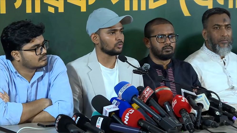 দুদকের অভিযোগকে মিথ্যা উল্লেখ করে ২৪ ঘণ্টার মধ্যে সংবাদ প্রত্যাহারের দাবি আসিফ মাহমুদের