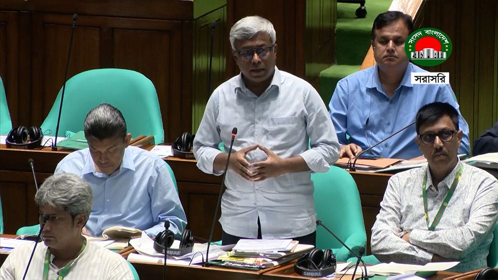 আগামী ১৫ দিনে দেশের বিদ্যুৎ পরিস্থিতির উন্নতি হবে: জ্বালানি প্রতিমন্ত্রী