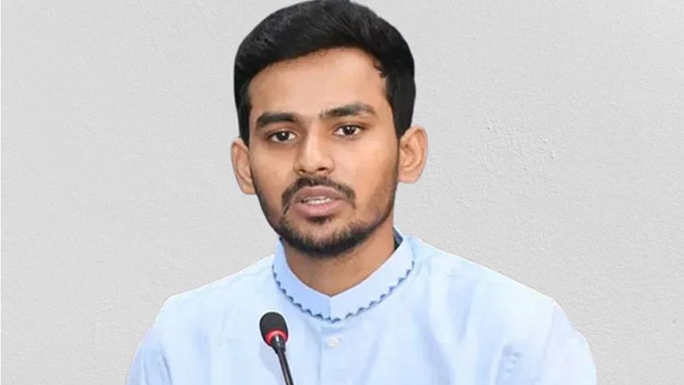 নিজের বিরুদ্ধে অভিযোগের প্রমাণ উন্মুক্ত করতে বললেন আসিফ মাহমুদ