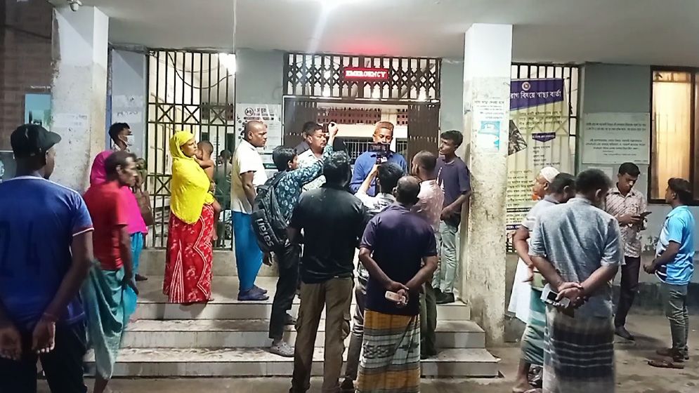 নাটোরে হোমিও চিকিৎসককে ছুরিকাঘাতে হত্যা